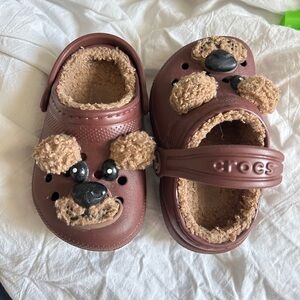 CROCS Kids Brown Bear Slippers